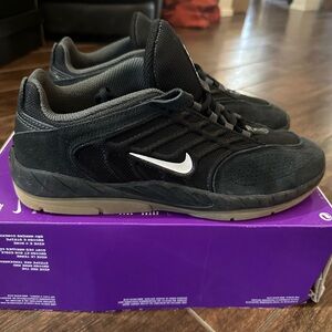 Nike SB vertebrae brand new size 9 men’s